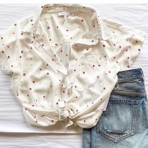 White red lips shirt💋💄